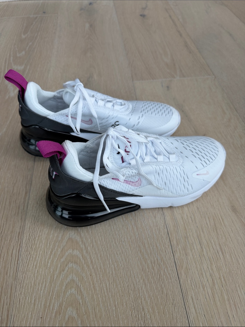 Girls Nike AirMax 270